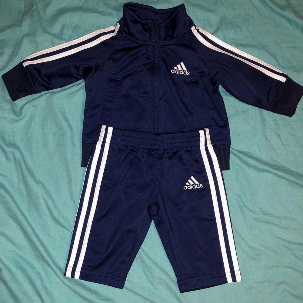 Adidas baby outfit